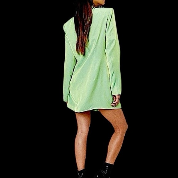 Nasty Gal Collection Chartreuse Double Breasted Fully Lined Deep Neckline Blazer - Picture 13 of 15